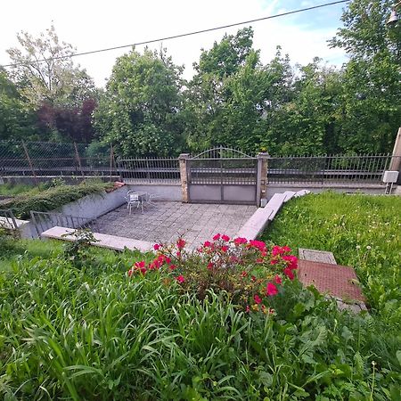 Garden House Trezzo Apartment Trezzo sullʼAdda Екстериор снимка